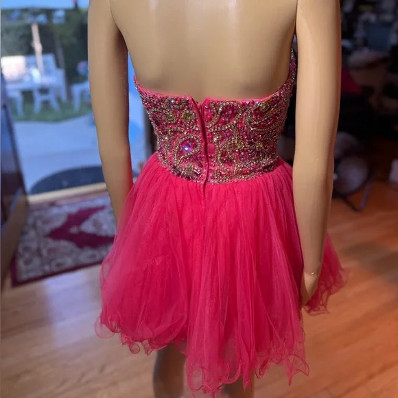 Sherri Hill Homecoming/Cocktail Dress - Picture 5 of 6